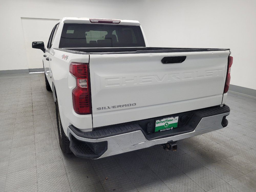 Used 2022 Chevrolet Silverado 1500 W/T w/ WT Value Package AWD/4WD image 6