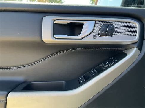 Used 2023 Ford Explorer Limited w/ Equipment Group 301A image 14