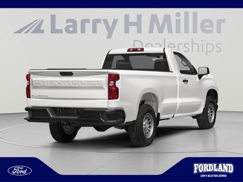 Used 2020 Chevrolet Silverado 1500 W/T w/ WT Value Package AWD/4WD image 2