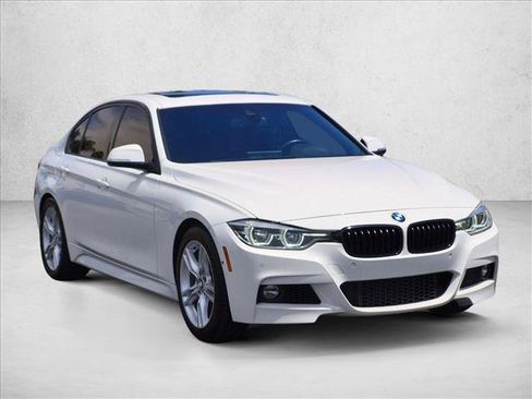 Used 2017 BMW 340i Sedan RWD image 3