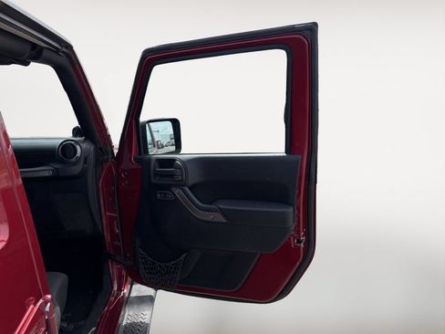 Used 2012 Jeep Wrangler Unlimited Sport AWD/4WD image 18