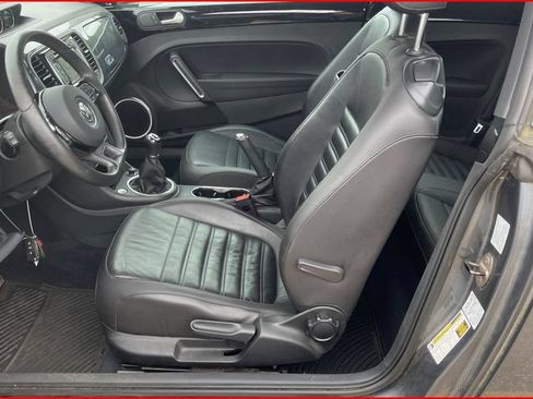 Used 2013 Volkswagen Beetle 2.0T FWD image 3