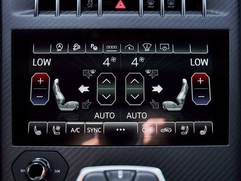 Used 2024 Lamborghini Urus Performante AWD/4WD image 82
