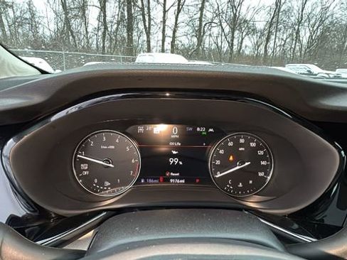 Used 2023 Buick Envision Avenir image 15