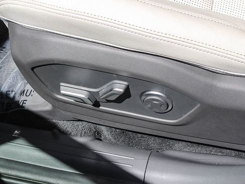 Certified 2024 Hyundai Santa Fe Limited FWD image 27