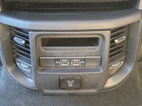 Used 2022 RAM 1500 Laramie image 19