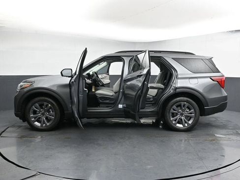 New 2026 Ford Explorer Active w/ Active Comfort Package image 35