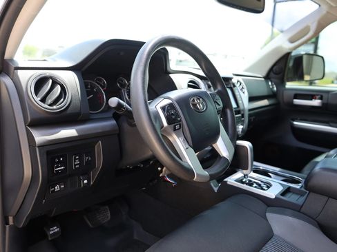 Used 2014 Toyota Tundra SR5 w/ SR5 Upgrade Package RWD image 25