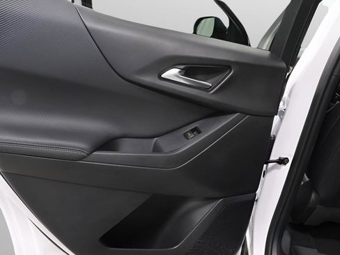 New 2026 Chevrolet Equinox LT FWD image 24