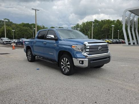 Used 2021 Toyota Tundra Limited w/ Limited Premium Package AWD/4WD image 2
