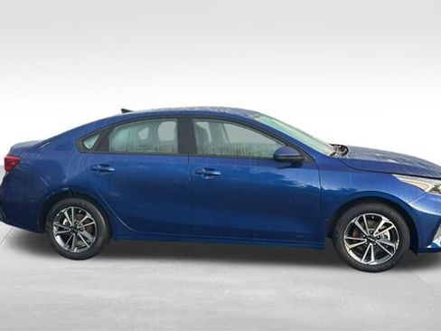 Used 2024 Kia Forte LXS image 30