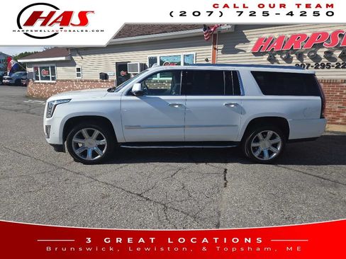 Used 2020 Cadillac Escalade ESV Premium Luxury AWD/4WD image 2