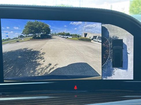 Used 2023 Cadillac Escalade Luxury RWD image 25