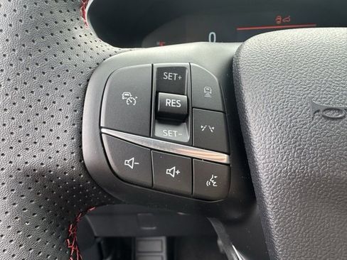 New 2025 Ford Escape ST-Line w/ Tech Pack #1 image 11