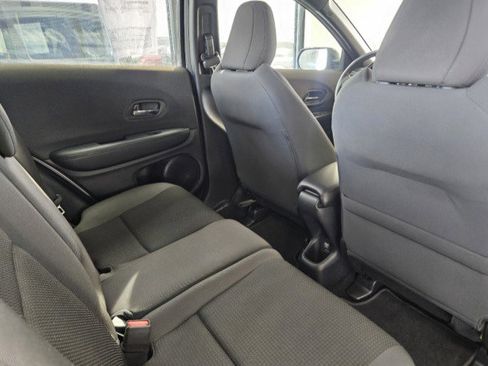 Used 2019 Honda HR-V Sport image 10