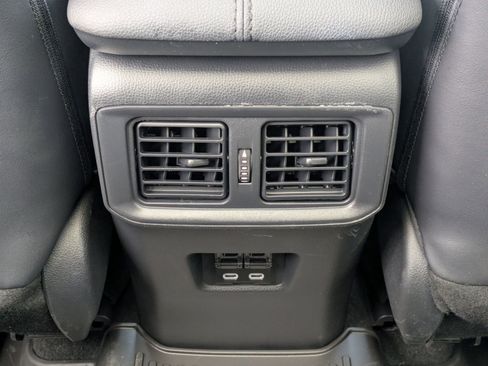 Used 2023 Toyota RAV4 Limited image 18