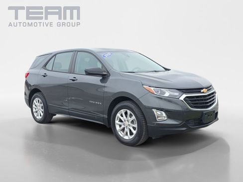 Used 2020 Chevrolet Equinox LS image 1