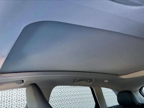 New 2025 Audi Q5 Premium Plus image 16