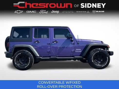 Used 2018 Jeep Wrangler Unlimited Sport w/ Connectivity Group AWD/4WD image 12