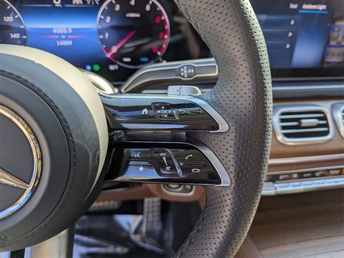 Used 2024 Mercedes-Benz GLS 450 4MATIC image 23