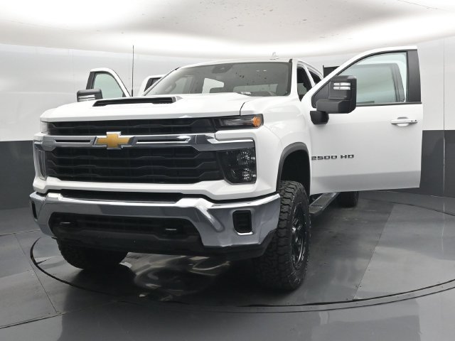 Used 2026 Chevrolet Silverado 2500 LT AWD/4WD image 60