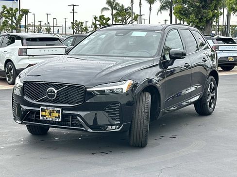 New 2026 Volvo XC60 B5 Core image 3