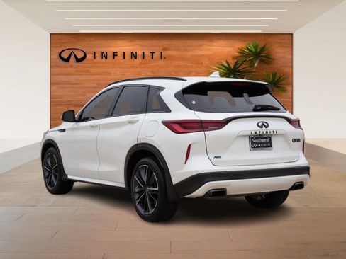 Certified 2025 INFINITI QX50 Sport image 5