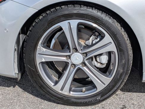 Used 2018 Mercedes-Benz E 300 image 10