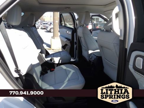 New 2026 Ford Explorer Platinum w/ LUX Leather Package AWD/4WD image 34