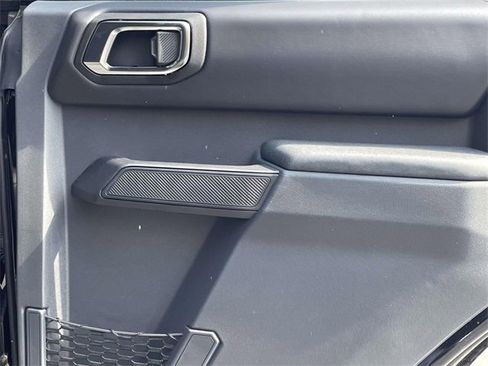 New 2025 Ford Bronco Badlands image 27