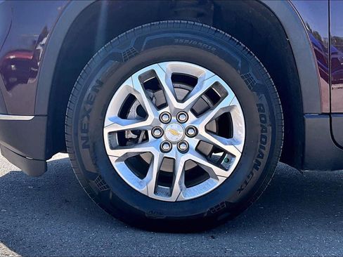 Used 2018 Chevrolet Traverse LT FWD image 8
