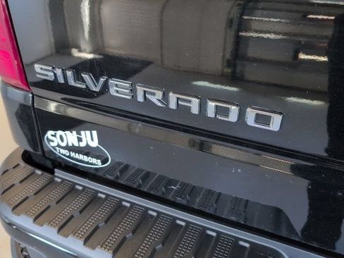 Certified 2023 Chevrolet Silverado 1500 Custom AWD/4WD image 31