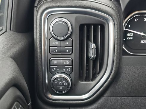 Used 2019 GMC Sierra 1500 Denali w/ Driver Alert Package II image 17