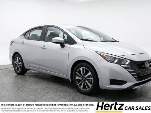Used 2025 Nissan Versa SV FWD image 1