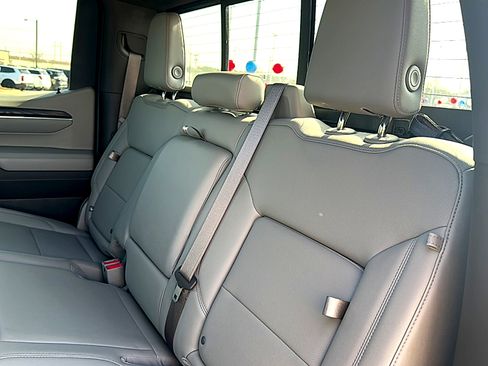 Used 2022 GMC Sierra 1500 SLT image 19