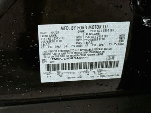Used 2024 Ford Explorer XLT w/ Equipment Group 202A RWD image 40