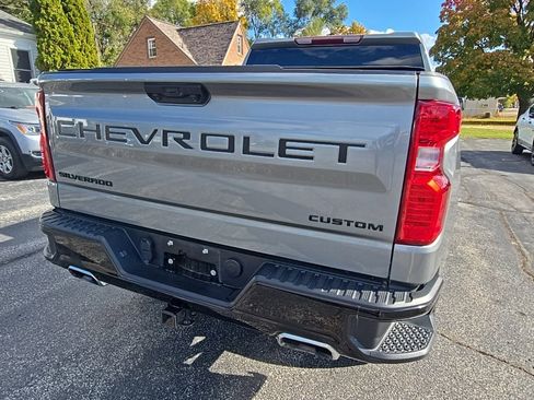 Used 2023 Chevrolet Silverado 1500 Custom Trail Boss w/ LPO, Dark Essentials Package image 25