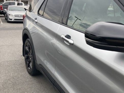 Used 2021 Ford Explorer ST w/ Equipment Group 401A image 9