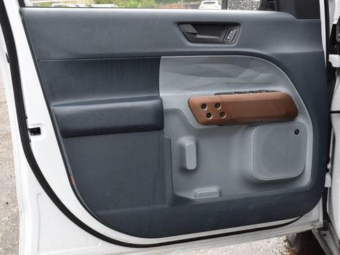 Certified 2022 Ford Maverick Lariat w/ Lariat Luxury Package FWD image 9