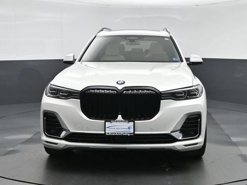 Used 2022 BMW X7 xDrive40i w/ Executive Package AWD/4WD image 2