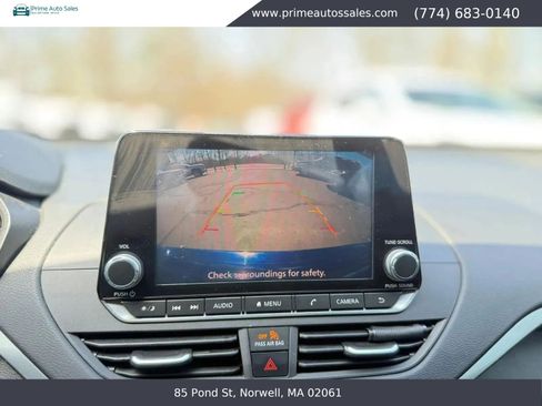 Used 2020 Nissan Altima 2.5 S FWD image 9