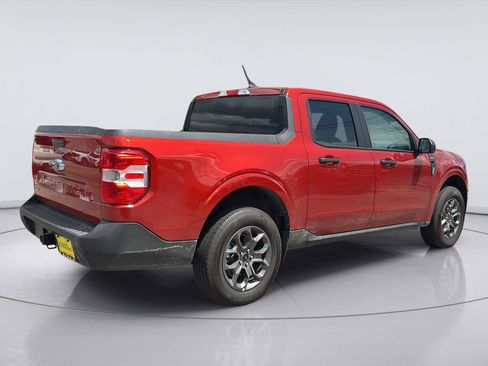 Used 2023 Ford Maverick XLT FWD image 4