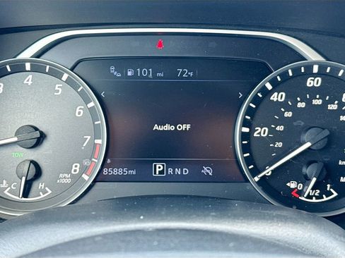 Used 2024 Nissan Frontier SV w/ SV Convenience Package RWD image 12