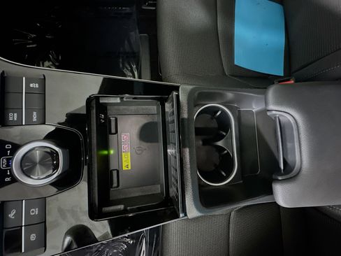 Used 2024 Toyota bZ4X XLE image 22