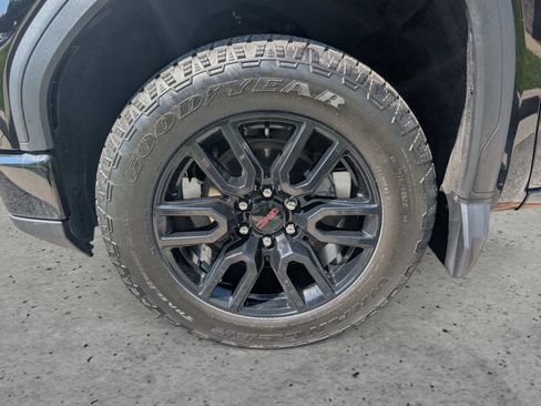 Used 2024 GMC Sierra 1500 Elevation AWD/4WD image 7