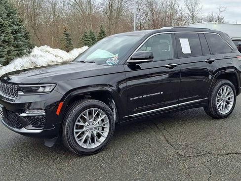 Certified 2023 Jeep Grand Cherokee Summit w/ Luxury Tech Group V image 7