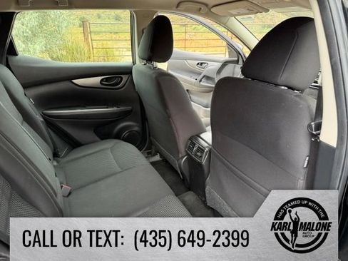 Used 2022 Nissan Rogue Sport S AWD/4WD image 32
