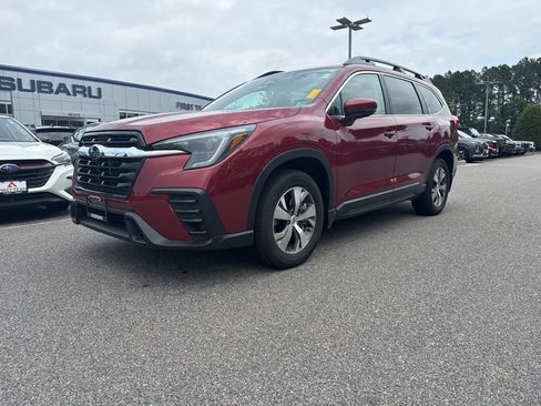 Used 2024 Subaru Ascent Premium w/ Convenience Package AWD/4WD image 1