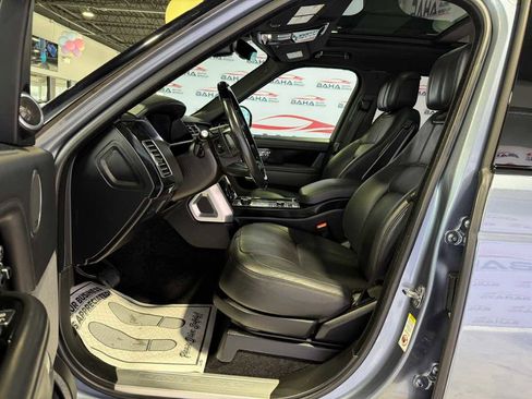 Used 2019 Land Rover Range Rover HSE image 16