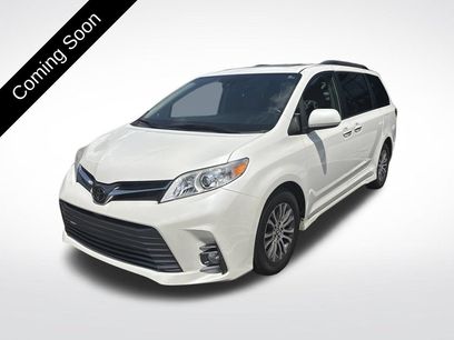 Used 2019 Toyota Sienna XLE w/ XLE Navigation Package